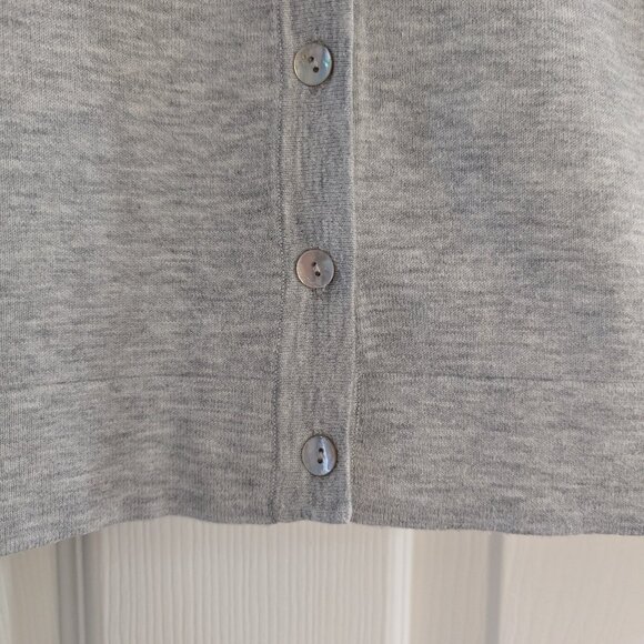 Cardigan sweater button up light grey size small - Picture 4 of 13